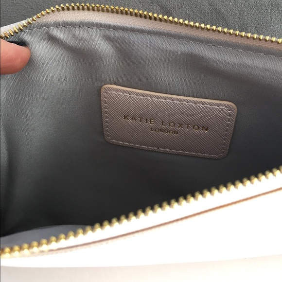Kate Loxton zip pouch - Picture 3 of 3
